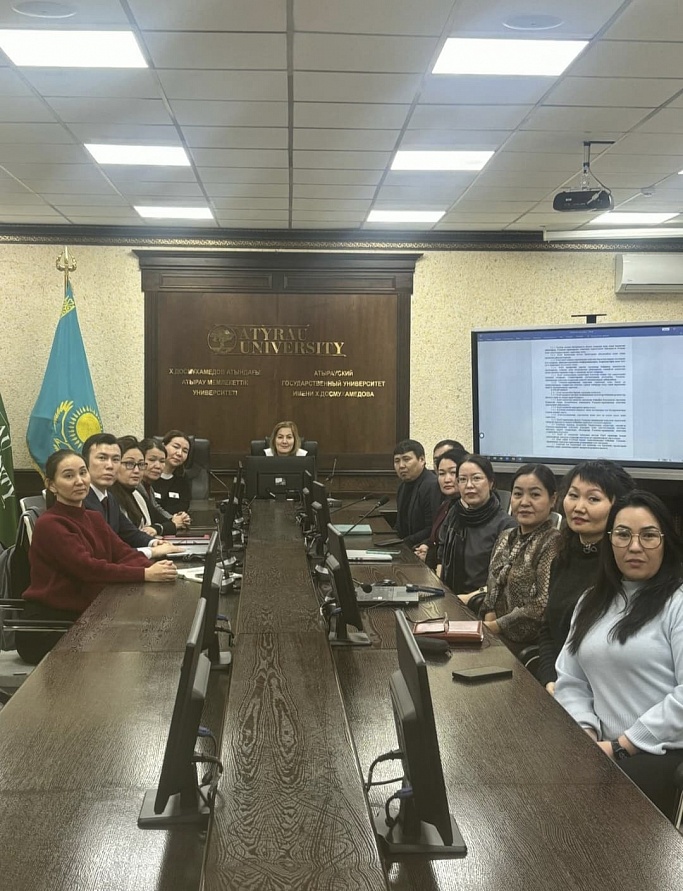 Жас ғалымдар кеңесінің кезекті отырысы өтті Жас ғалымдар кеңесінің кезекті отырысы өтті