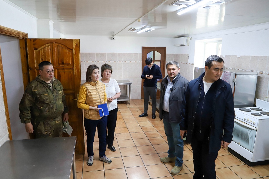 АТЫРАУ УНИВЕРСИТЕТТЕРІ ЭВАКУАЦИЯҒА 860, ӘСКЕРИЛЕРГЕ 300 ОРЫН ДАЙЫНДАДЫ АТЫРАУ УНИВЕРСИТЕТТЕРІ ЭВАКУАЦИЯҒА 860, ӘСКЕРИЛЕРГЕ 300 ОРЫН ДАЙЫНДАДЫ